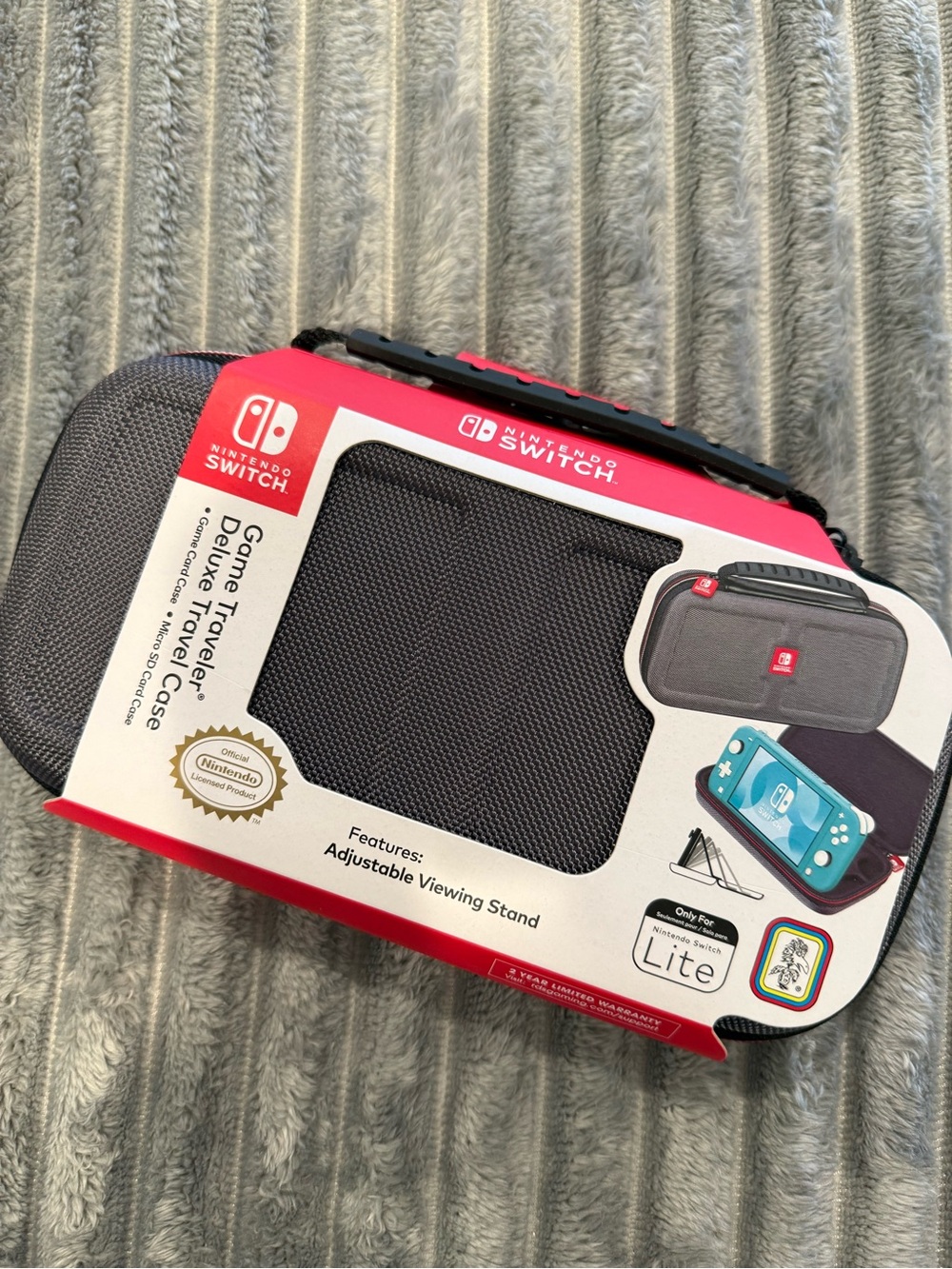 NIB Official Nintendo Switch Lite RDS Game Traveler Deluxe Travel Case